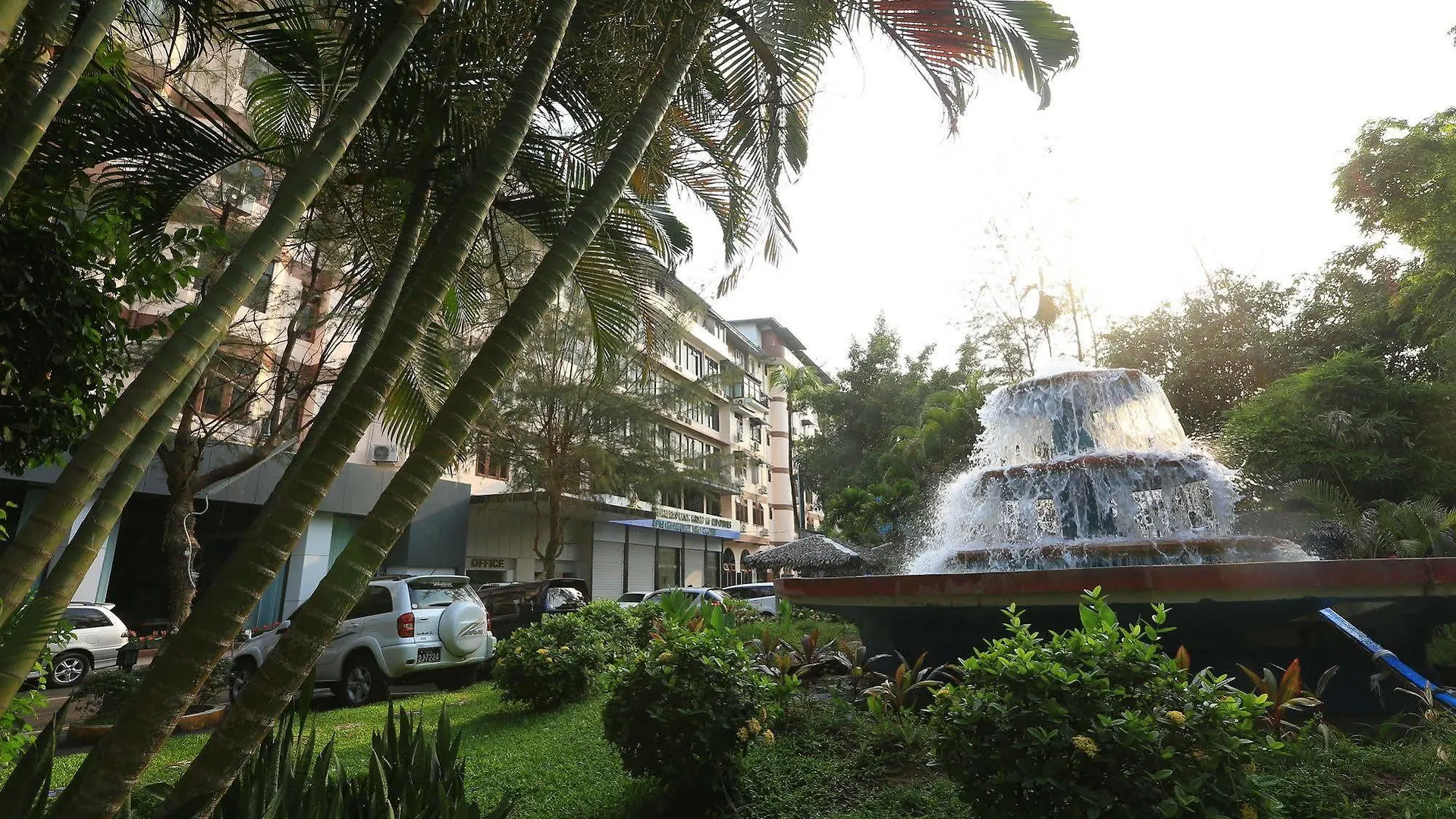 Olympic Hotel Yangon Gyogon
