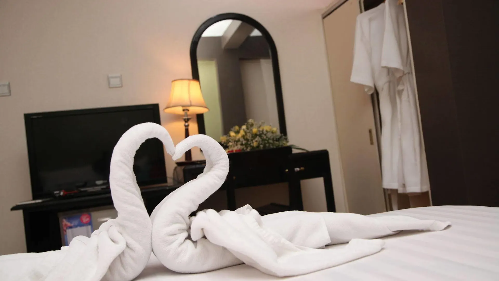 Olympic Hotel Yangon Gyogon 3*,  Myanmar